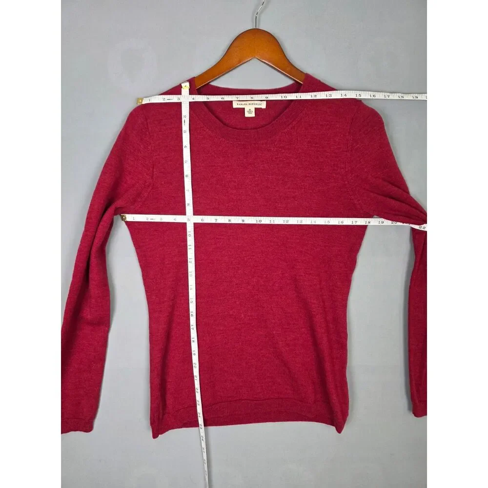 Banana Republic Red Merino Extra Fine Wool Medium Quiet Luxury Old Money Basics